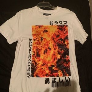 never worn men’s graphic tee